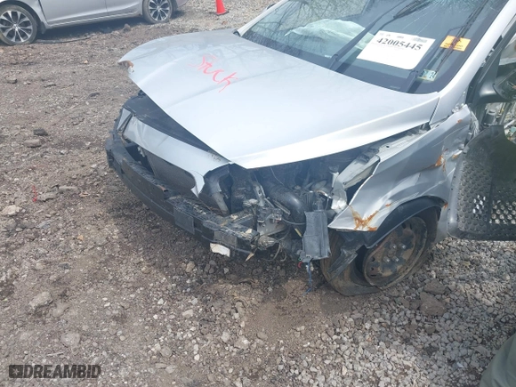 2014 Hyundai Accent GLS with VIN KMHCT4AE5EU597325, listed as a IAAI auction lot 42005445 with 1 mi miles. Bid and sale history available at carsss.com. Image 6.