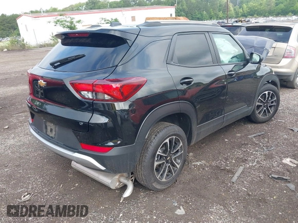 2025 Chevrolet TrailBlazer LT with VIN KL79MPSP8SB125914, listed as a IAAI auction lot 42152829 with Not Provided miles and . Bid and sale history available at DreamBid. Image 4.