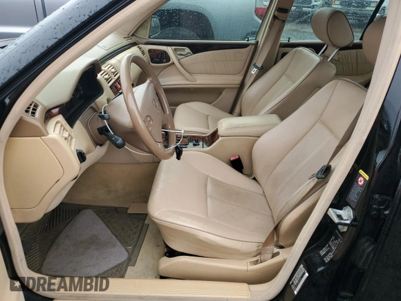 2001 Mercedes-Benz E-Class with VIN WDBJF70J31B324620, listed as a Copart auction lot 47748555 with 160,041 mi miles and Salvage Title. Bid and sale history available at carsss.com. Image 7.