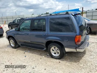 1998 Ford Explorer XLT z VIN 1FMZU32E6WUD38246, wystawiony jako Copart lot #66407954 z przebiegiem 103 018 mil mil oraz Szkoda całkowita • Salvage title. Historia ofert i sprzedaży dostępna na DreamBid. Obrazek 2.