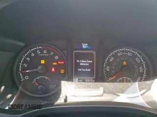 2021 Toyota Tacoma SR z VIN 3TYRX5GN4MT007896, wystawiony jako Copart lot #55284685 z przebiegiem 95 815 mil mil oraz Szkoda całkowita • Salvage title. Historia ofert i sprzedaży dostępna na DreamBid. Obrazek 9.