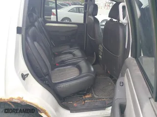 2004 Mercury Mountaineer Convenience w/4.6L with VIN 4M2DU86W24ZJ06543, listed as a IAAI auction lot 42035710 with 1 mi miles. Bid and sale history available at carsss.com. Image 8.