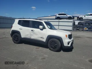 2020 Jeep Renegade Altitude with VIN ZACNJABBXLPL83867, listed as a Copart auction lot 53523955 with 59,045 mi miles and Salvage title. Bid and sale history available at DreamBid. Image 4.