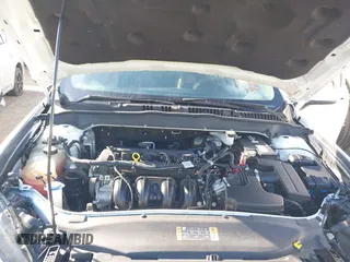 2018 Ford Fusion SE with VIN 3FA6P0H70JR250014, listed as a IAAI auction lot 41990580 with 121,628 mi miles. Bid and sale history available at carsss.com. Image 10.