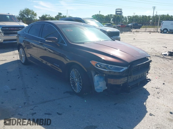 2019 Ford Fusion Hybrid Titanium with VIN 3FA6P0RU2KR123786, listed as a IAAI auction lot 41857026 with 49,604 mi miles. Bid and sale history available at carsss.com. Image 1.