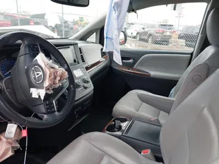 2015 Toyota Sienna XLE с VIN 5TDYK3DC1FS527196, выставлен на аукционе IAAI как лот 41850596 с пробегом Не указан миль и . История ставок и продаж доступна на DreamBid. Изображение 5.