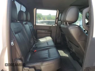 2014 Ford F-250 XL z VIN 1FT7W2BT7EEB51752, wystawiony jako Copart lot #59006855 z przebiegiem 123 104 mil mil oraz Szkoda całkowita • Salvage title. Historia ofert i sprzedaży dostępna na DreamBid. Obrazek 10.