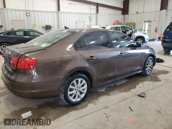 2012 Volkswagen Jetta SE z VIN 3VWDX7AJ0CM351728, wystawiony jako Copart lot #69621664 z przebiegiem 157 823 mil mil oraz Nie do naprawy • Non repairable. Historia ofert i sprzedaży dostępna na DreamBid. Obrazek 3.