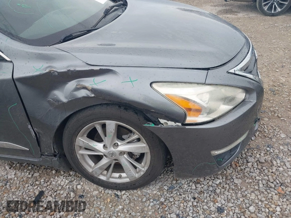 2015 Nissan Altima 2.5 S with VIN 1N4AL3AP9FC199278, listed as a IAAI auction lot 42070577 with 178,830 mi miles. Bid and sale history available at carsss.com. Image 17.