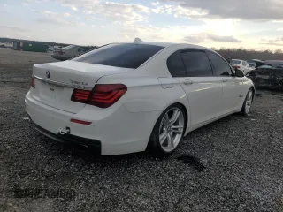 2013 BMW 7 Series 740Li with VIN WBAYE4C52DDW22629, listed as a Copart auction lot 44608645 with 163,135 mi miles and Salvage Title. Bid and sale history available at carsss.com. Image 3.