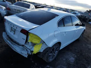 2015 Volvo S60 T5 Drive-E Premier with VIN YV140MFK2F1362670, listed as a Copart auction lot 78260913 with 146,939 mi miles. Bid and sale history available at carsss.com. Image 3.