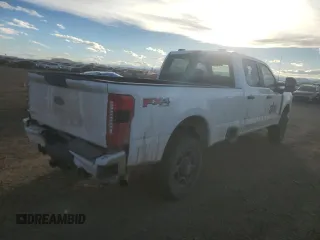 2023 Ford F-250 XL with VIN 1FT8W2BNXPED38850, listed as a Copart auction lot 46600915 with 46,278 mi miles and Salvage title. Bid and sale history available at DreamBid. Image 3.