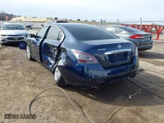 2014 Nissan Maxima 3.5 S with VIN 1N4AA5APXEC432598, listed as a IAAI auction lot 41731064 with 153,686 mi miles. Bid and sale history available at carsss.com. Image 3.