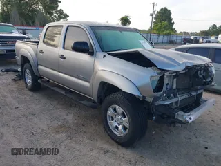 2015 Toyota Tacoma PreRunner with VIN 5TFJU4GN2FX083769, listed as a IAAI auction lot 42706127 with 123,735 mi miles and . Bid and sale history available at DreamBid. Image 1.