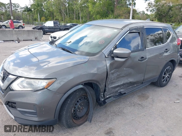 2017 Nissan Rogue SV with VIN KNMAT2MV9HP541757, listed as a IAAI auction lot 41563928 with 141,116 mi miles. Bid and sale history available at carsss.com. Image 6.