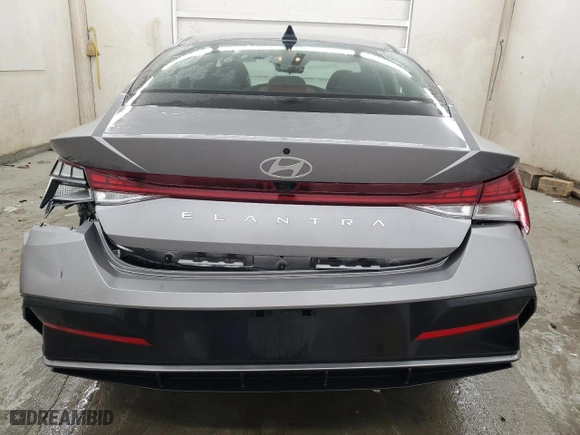 2025 Hyundai Elantra SEL Convenience with VIN KMHLS4DG4SU904155, listed as a Copart auction lot 50895445 with 5,743 mi miles and Non Repairable. Bid and sale history available at carsss.com. Image 6.