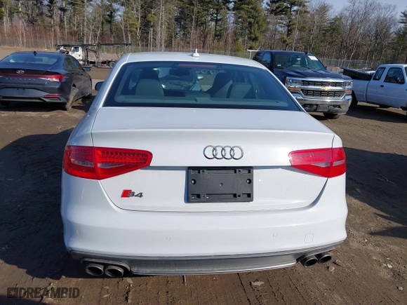 2015 Audi S4 Premium Plus with VIN WAUBGAFL2FA072538, listed as a IAAI auction lot 41784515 with 86,138 mi miles. Bid and sale history available at carsss.com. Image 17.