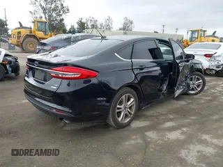 2018 Ford Fusion SE with VIN 3FA6P0HD1JR253185, listed as a IAAI auction lot 41901789 with 67,460 mi miles. Bid and sale history available at carsss.com. Image 4.