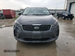 2019 Kia Sorento LX z VIN 5XYPG4A34KG534173, wystawiony jako Copart lot #57404535 z przebiegiem 112 688 mil mil oraz Szkoda całkowita • Salvage title. Historia ofert i sprzedaży dostępna na DreamBid. Obrazek 5.