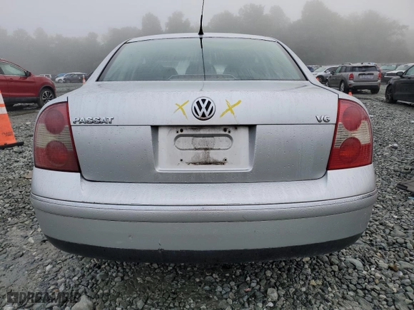 2003 Volkswagen Passat GLX with VIN WVWRH63B23P044027, listed as a Copart auction lot 71946594 with 227,654 mi miles and Salvage Title. Bid and sale history available at carsss.com. Image 6.