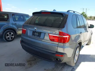 2008 BMW X5 3.0si with VIN 5UXFE43508L027721, listed as a IAAI auction lot 41893916 with 111,634 mi miles. Bid and sale history available at carsss.com. Image 4.