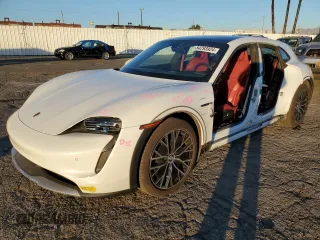2022 Porsche Taycan 4 with VIN WP0BA2Y10NSA67274, listed as a Copart auction lot 84293924 with 33,234 mi miles and Salvage Title. Bid and sale history available at DreamBid. Image 1.