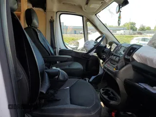 2018 Ram ProMaster Cargo with VIN 3C6TRVAGXJE105060, listed as a Copart auction lot 52821724 with 100,477 mi miles and Salvage Title. Bid and sale history available at DreamBid. Image 11.