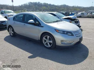 2011 Chevrolet Volt with VIN 1G1RD6E46BU100750, listed as a IAAI auction lot 41883281 with 202,743 mi miles. Bid and sale history available at carsss.com. Image 1.