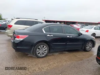 2012 Honda Accord EX-L z VIN 1HGCP3F88CA030662, wystawiony jako IAAI lot #41960040 z przebiegiem 172 909 mil mil oraz . Historia ofert i sprzedaży dostępna na DreamBid. Obrazek 13.