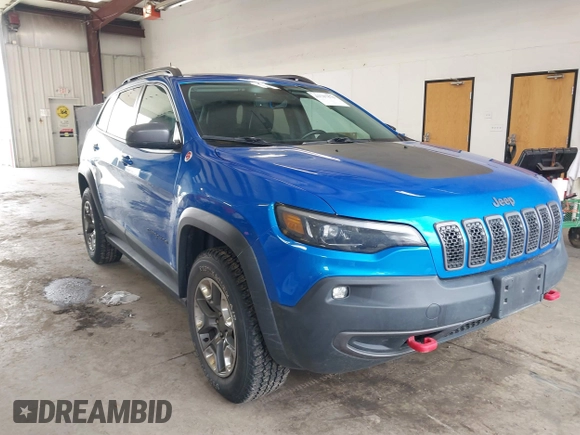 2019 Jeep Cherokee Trailhawk with VIN 1C4PJMBX0KD168097, listed as a IAAI auction lot 41787878 with 39,163 mi miles and . Bid and sale history available at DreamBid. Image 1.