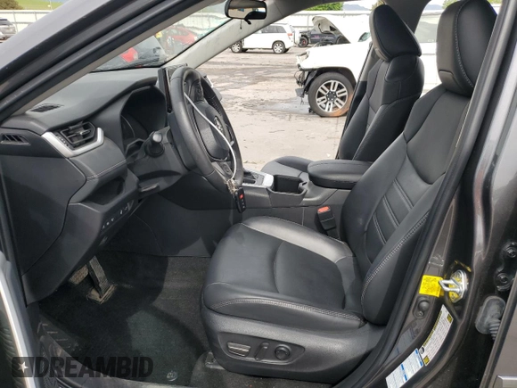 2022 Toyota RAV4 XLE Premium with VIN 2T3A1RFV7NC293473, listed as a Copart auction lot 58990175 with 30,095 mi miles and Salvage title. Bid and sale history available at DreamBid. Image 7.