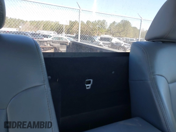 2012 Ford F-250 XLT with VIN 1FTBF2BT9CEA50753, listed as a IAAI auction lot 41793162 with 92,214 mi miles and . Bid and sale history available at DreamBid. Image 8.