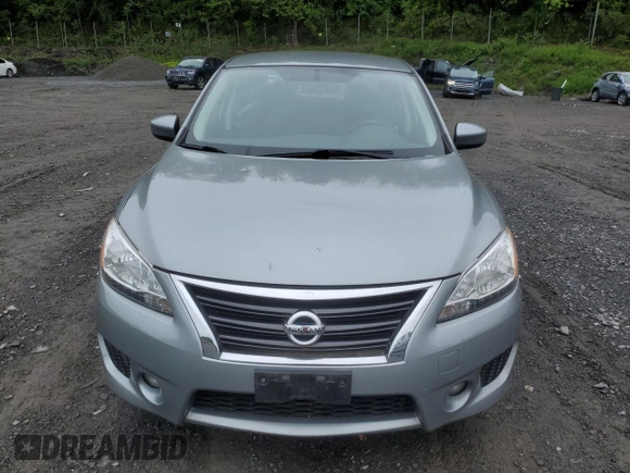 2013 Nissan Sentra SR z VIN 3N1AB7AP7DL562556, wystawiony jako Copart lot #58186255 z przebiegiem 138 504 mil mil oraz Szkody całkowita. Historia ofert i sprzedaży dostępna na DreamBid. Obrazek 5.