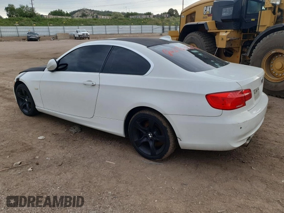 2011 BMW 3 Series 335i xDrive with VIN WBAKF9C57BE262491, listed as a Copart auction lot 61056225 with 181,577 mi miles and Clean title. Bid and sale history available at DreamBid. Image 2.