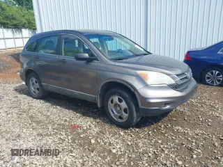 2010 Honda CR-V LX z VIN 5J6RE3H32AL008281, wystawiony jako IAAI lot #42240172 z przebiegiem Nie podano mil oraz . Historia ofert i sprzedaży dostępna na DreamBid. Obrazek 1.