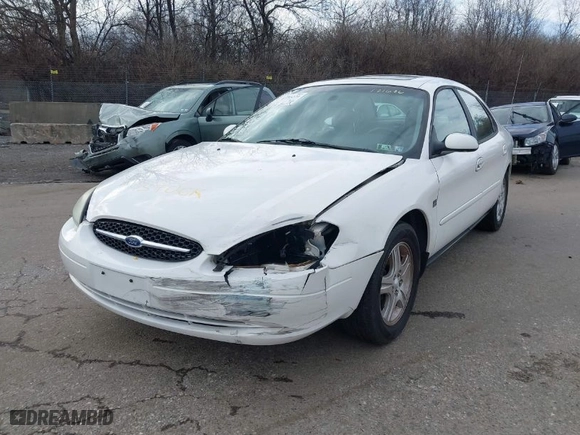 2002 Ford Taurus SEL with VIN 1FAFP56S12A171676, listed as a IAAI auction lot 41733271 with 61,033 mi miles. Bid and sale history available at carsss.com. Image 6.
