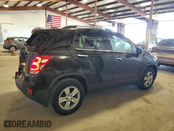2020 Chevrolet Trax LT with VIN 3GNCJLSB8LL225095, listed as a Copart auction lot 55037785 with 38,443 mi miles and Salvage Title. Bid and sale history available at DreamBid. Image 3.