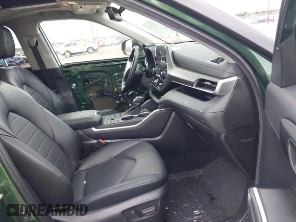 2023 Toyota Highlander L with VIN 5TDKDRBH7PS500510, listed as a IAAI auction lot 41859076 with 26,792 mi miles and . Bid and sale history available at DreamBid. Image 5.