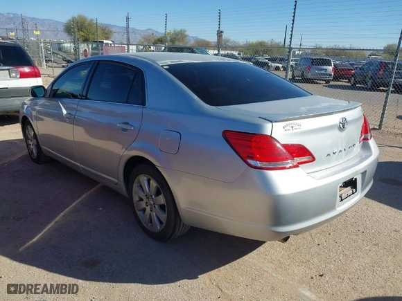 2007 Toyota Avalon XL with VIN 4T1BK36B77U224202, listed as a IAAI auction lot 41483068 with 252,735 mi miles. Bid and sale history available at carsss.com. Image 3.