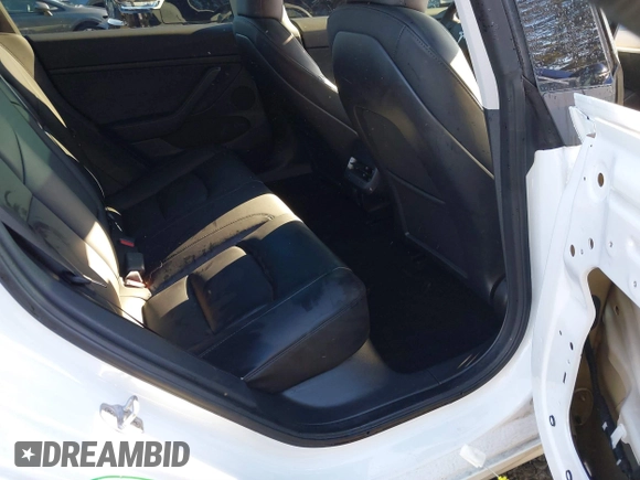 2023 Tesla Model 3 z VIN 5YJ3E1EA0PF611244, wystawiony jako IAAI lot #41455102 z przebiegiem 21 867 mil mil oraz . Historia ofert i sprzedaży dostępna na DreamBid. Obrazek 8.