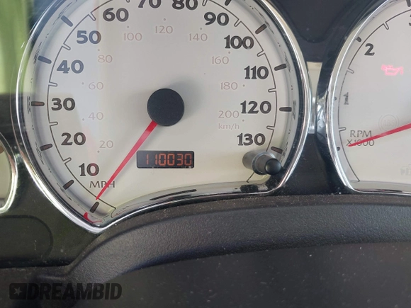2005 Saturn VUE with VIN 5GZCZ33D55S853880, listed as a IAAI auction lot 41801535 with 110,030 mi miles. Bid and sale history available at carsss.com. Image 7.