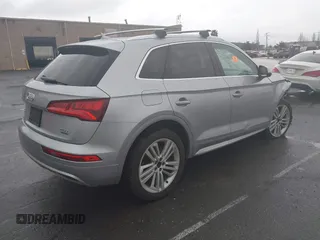 2018 Audi Q5 Premium Plus with VIN WA1BNAFY3J2044961, listed as a IAAI auction lot 41720171 with 98,481 mi miles. Bid and sale history available at carsss.com. Image 4.