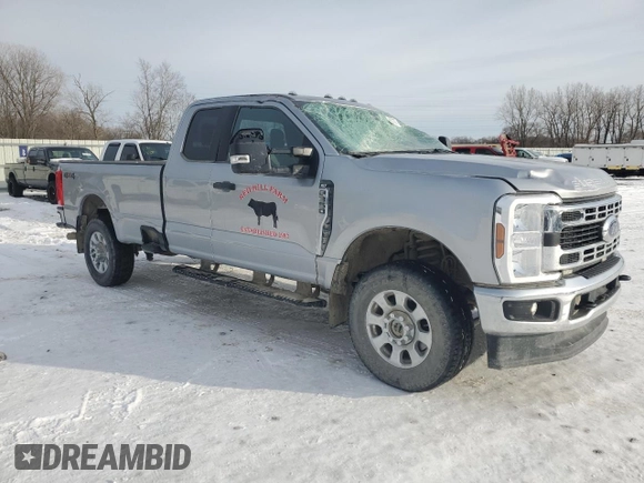 2024 Ford F-350 with VIN 1FT8X3BN2REC48985, listed as a Copart auction lot 88881305 with 10,574 mi miles and Salvage title. Bid and sale history available at DreamBid. Image 4.