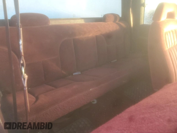 1995 GMC Sierra 1500 z VIN 2GTEK19KXS1504198, wystawiony jako Copart lot #87508215 z przebiegiem 3 210 847 mil mil oraz Szkody całkowita. Historia ofert i sprzedaży dostępna na DreamBid. Obrazek 10.