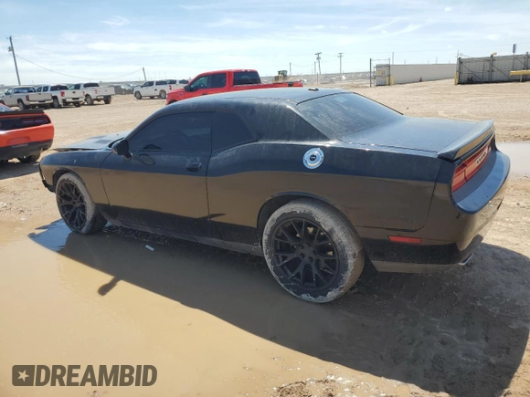 2013 Dodge Challenger SXT z VIN 2C3CDYAG0DH652215, wystawiony jako Copart lot #54781875 z przebiegiem 251 547 mil mil oraz Szkoda całkowita • Salvage title. Historia ofert i sprzedaży dostępna na DreamBid. Obrazek 2.