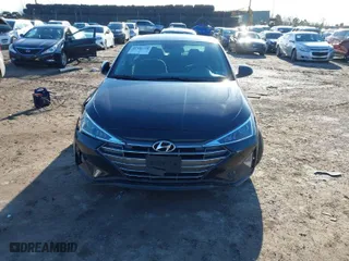 2020 Hyundai Elantra SEL with VIN 5NPD84LF6LH591640, listed as a IAAI auction lot 41586720 with 31,496 mi miles. Bid and sale history available at carsss.com. Image 12.