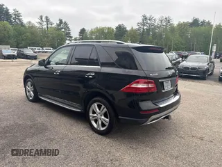 2015 Mercedes-Benz M 250 z VIN 4JGDA0EB3FA510415, wystawiony jako IAAI lot #42305159 z przebiegiem 225 869 mil mil oraz . Historia ofert i sprzedaży dostępna na DreamBid. Obrazek 3.