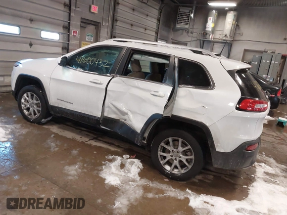 2017 Jeep Cherokee Latitude with VIN 1C4PJLCS9HW650514, listed as a IAAI auction lot 41600432 with 123,389 mi miles and . Bid and sale history available at carsss.com. Image 3.
