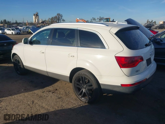 2007 Audi Q7 Premium with VIN WA1BY94L77D054967, listed as a IAAI auction lot 41618608 with 131,274 mi miles and . Bid and sale history available at DreamBid. Image 3.