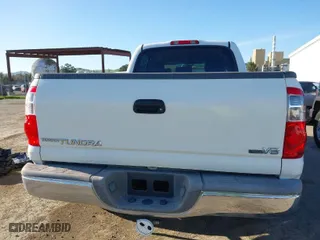 2005 Toyota Tundra SR5 with VIN 5TBET341X5S469398, listed as a IAAI auction lot 41944602 with 207,738 mi miles. Bid and sale history available at carsss.com. Image 17.